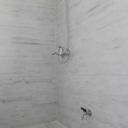 Mond Apartment Permet